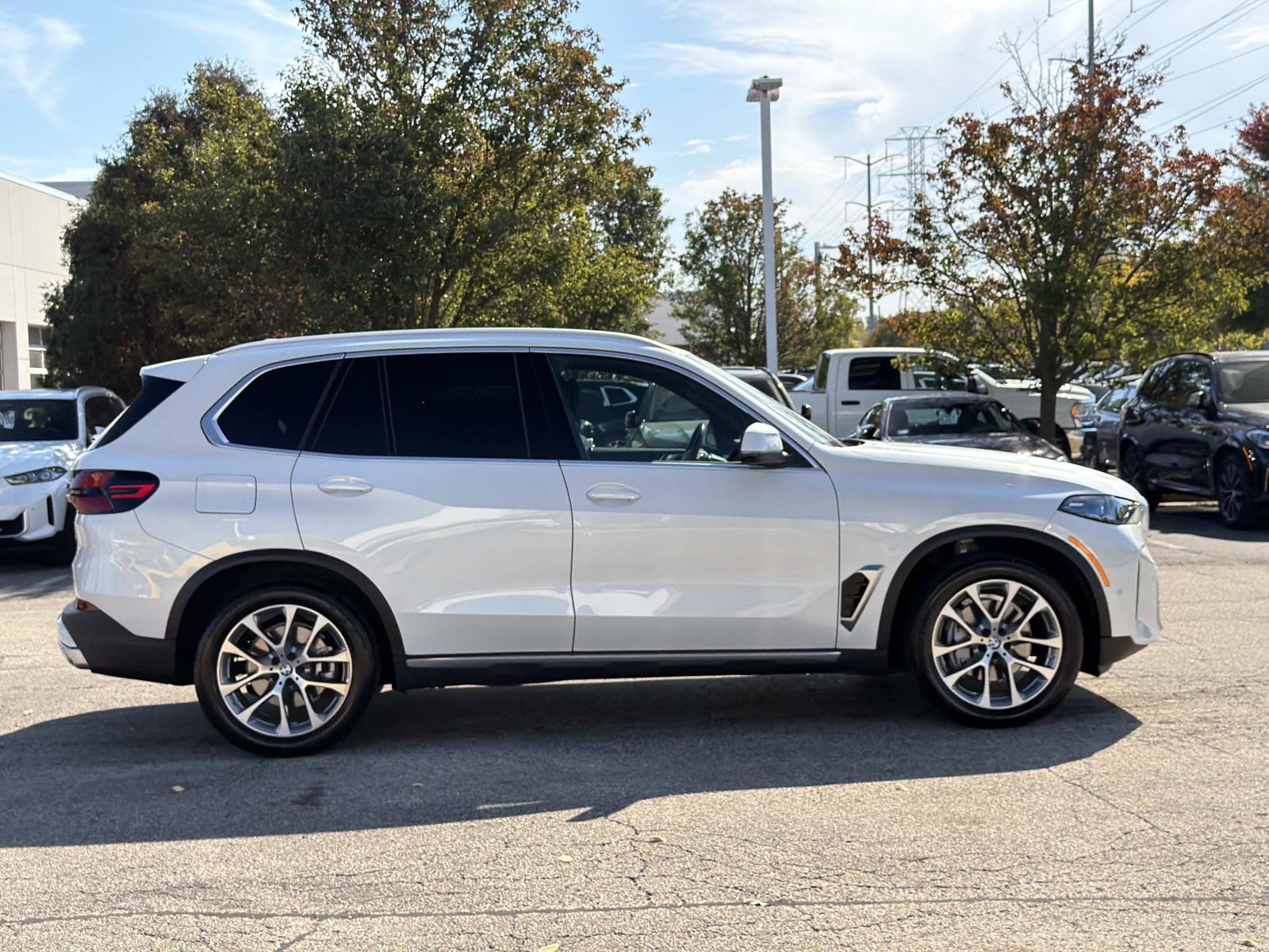 Certified 2026 BMW X5 xDrive40i AWD/4WD image 4
