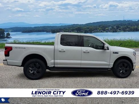 New 2025 Ford F150 Lightning Lariat image 8