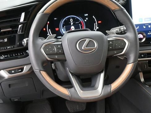 Used 2023 Lexus RX 350 Premium Plus w/ Accessory Package AWD/4WD image 8
