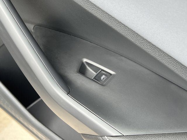 New 2025 Volkswagen Jetta SE FWD image 29