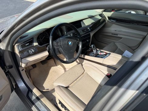 Used 2011 BMW 750Li image 7