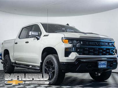 New 2026 Chevrolet Silverado 1500 Custom Trail Boss w/ Turbomax Blackout Package