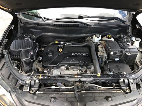 Used 2019 Chevrolet Equinox LT w/ Driver Convenience Package AWD/4WD image 19