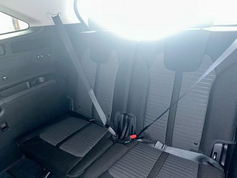Certified 2022 Kia Sorento LX FWD image 26