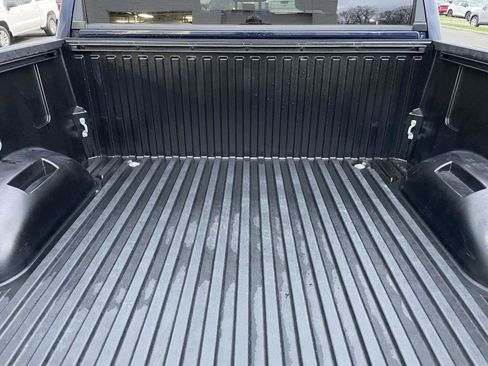 Used 2025 Toyota Tundra Limited AWD/4WD image 42
