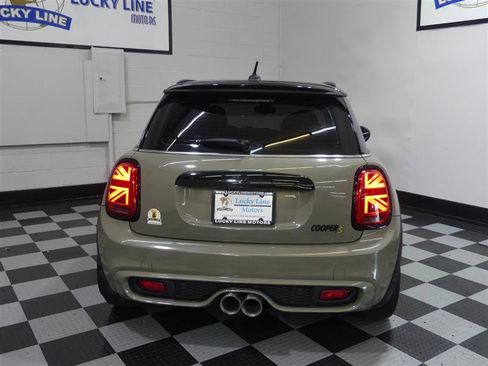 Used 2019 MINI Cooper S w/ Signature Upholstery Package image 8