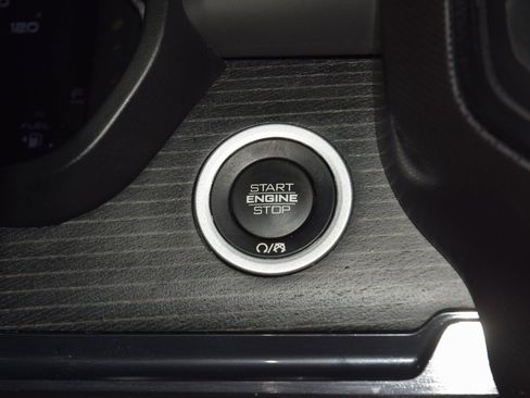 Used 2023 RAM 1500 Limited w/ Trailer Tow Group image 30