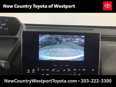 Used 2024 Toyota bZ4X XLE image 17