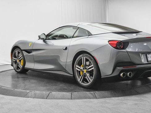 Used 2019 Ferrari Portofino image 62