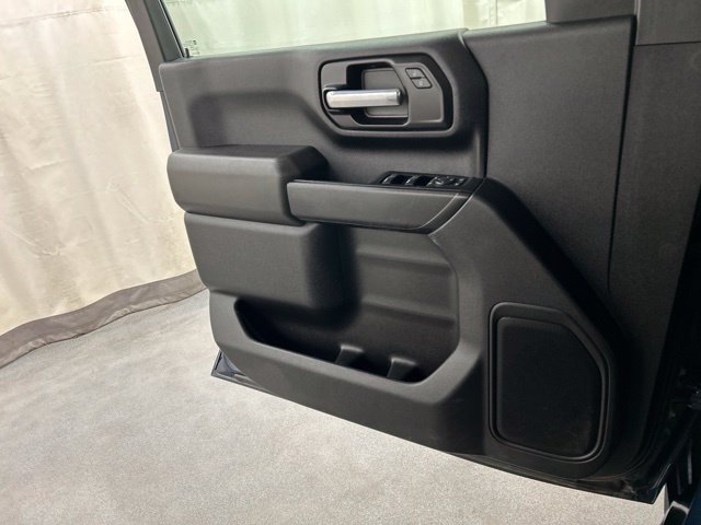 Used 2020 Chevrolet Silverado 2500 Custom w/ Custom Value Package AWD/4WD image 16
