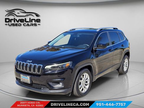Used 2019 Jeep Cherokee Latitude w/ Popular Appearance Group image 1