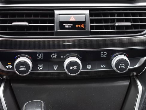 Used 2022 Honda Accord Sport image 10