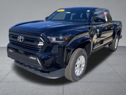 New 2025 Toyota Tacoma SR5