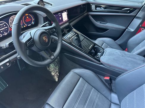 New 2026 Porsche Panamera GTS AWD/4WD image 4