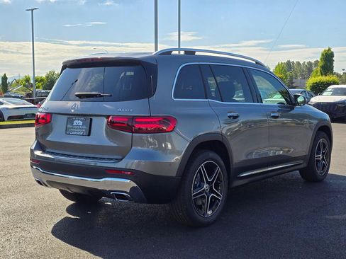 New 2026 Mercedes-Benz GLB 250 4MATIC image 6