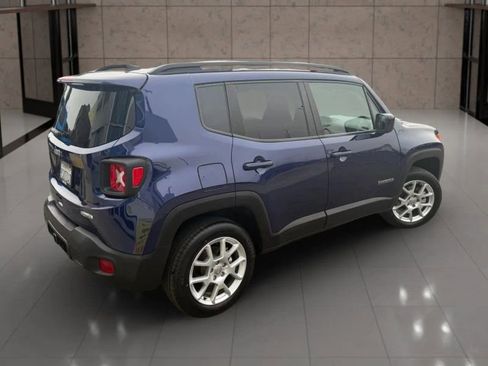 Used 2021 Jeep Renegade Latitude w/ Convenience Group image 4