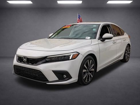 Used 2024 Honda Civic EX-L image 8