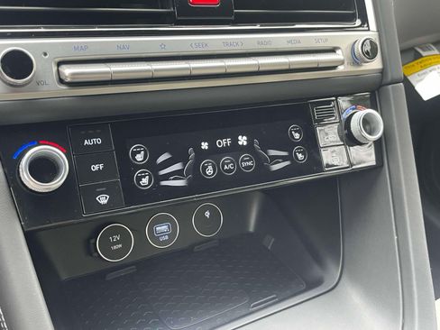 Used 2024 Genesis G70 3.3T Advanced w/ Sport Prestige Package image 29