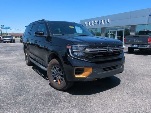 Used 2026 Ford Expedition Tremor AWD/4WD image 3