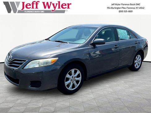 Used 2011 Toyota Camry LE w/ LE Extra-Value Pkg FWD image 1