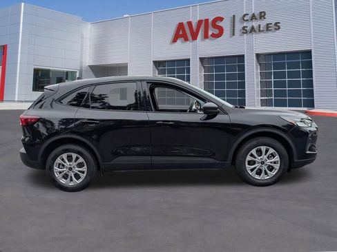 Used 2025 Ford Escape Active AWD/4WD image 5
