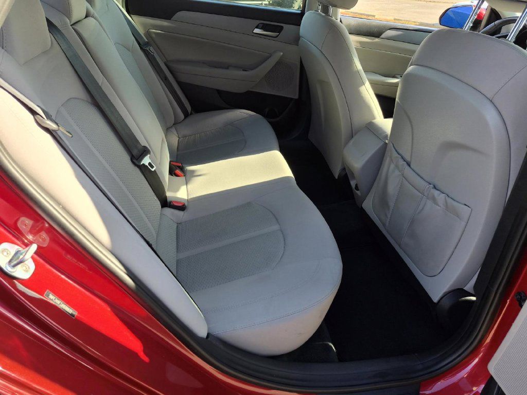 Used 2018 Hyundai Sonata SEL FWD image 11