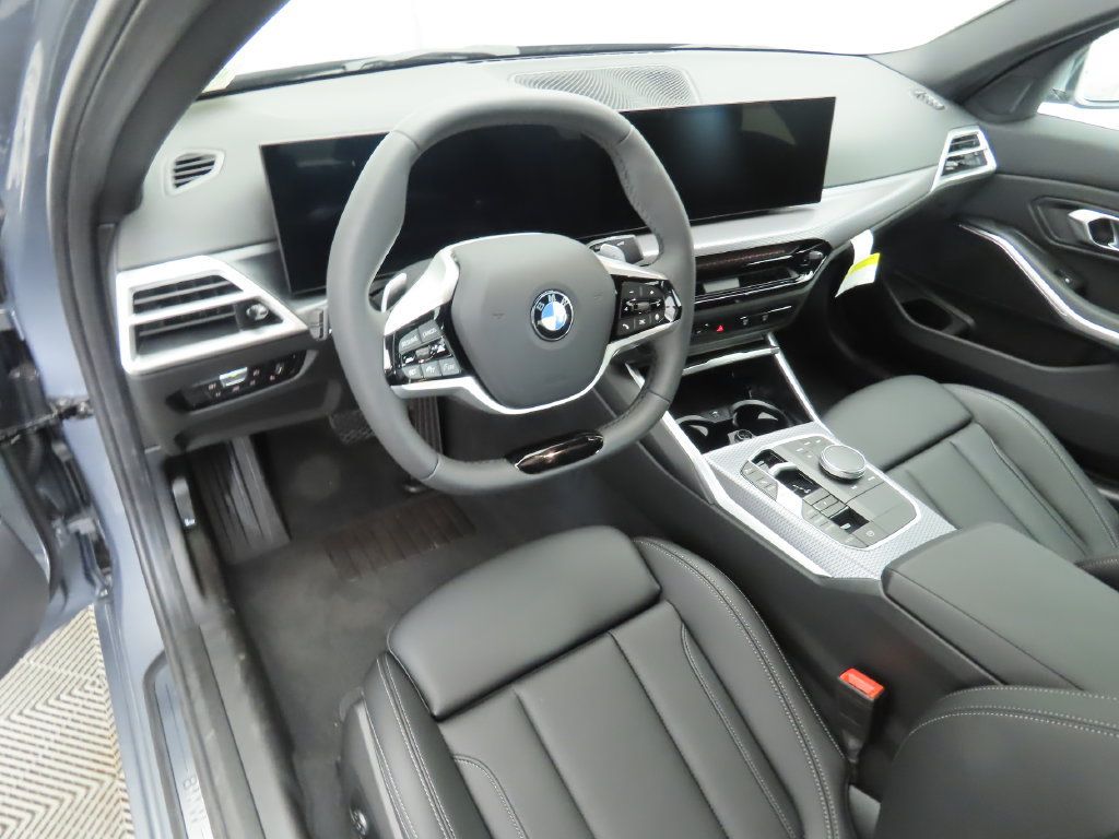 Used 2026 BMW 330i Sedan w/ Convenience Package RWD image 10