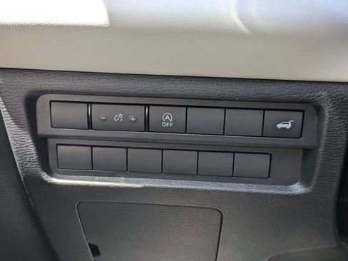 New 2026 Mitsubishi Outlander SE FWD image 27