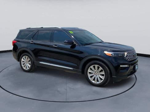 Used 2022 Ford Explorer Limited w/ Equipment Group 301A AWD/4WD image 3