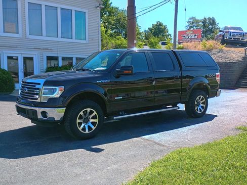 Used 2014 Ford F150 Lariat w/ Equipment Group 502A Luxury AWD/4WD image 1