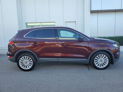 Used 2019 Lincoln MKC Premiere image 7