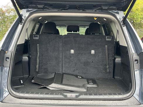 Used 2024 Toyota Grand Highlander XLE image 32