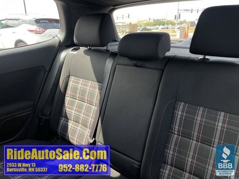 Used 2012 Volkswagen GTI 2-Door FWD image 11