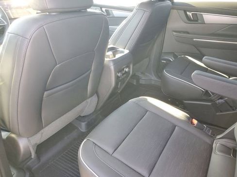 New 2026 Buick Enclave Sport Touring w/ Power Package image 21