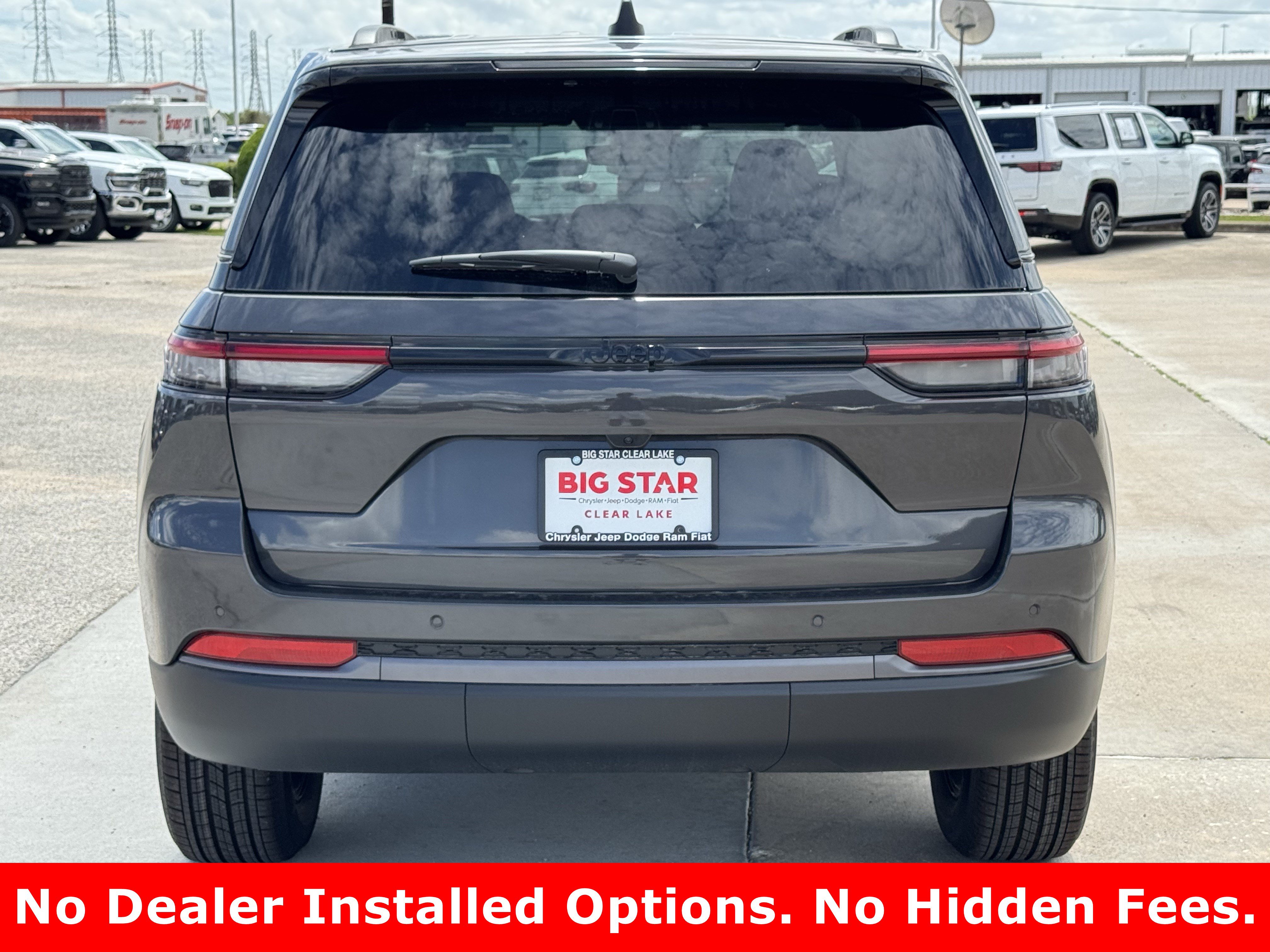 New 2026 Jeep Grand Cherokee Altitude RWD image 9
