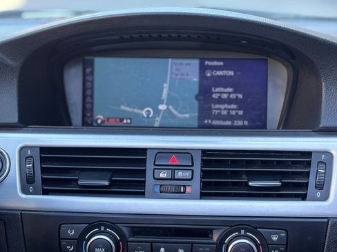 Used 2013 BMW 328i Convertible RWD image 31