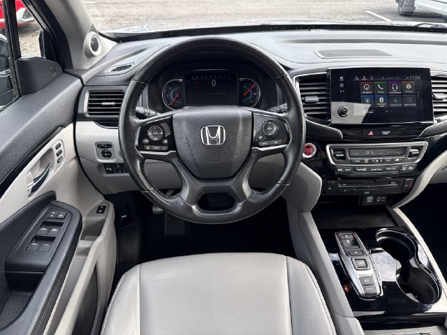 Used 2021 Honda Pilot Touring image 13