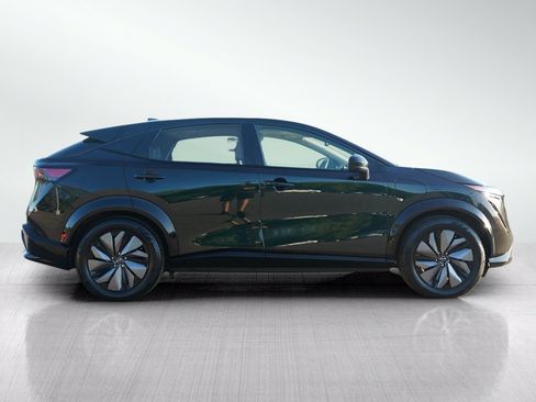 Used 2023 Nissan Ariya AWD image 6