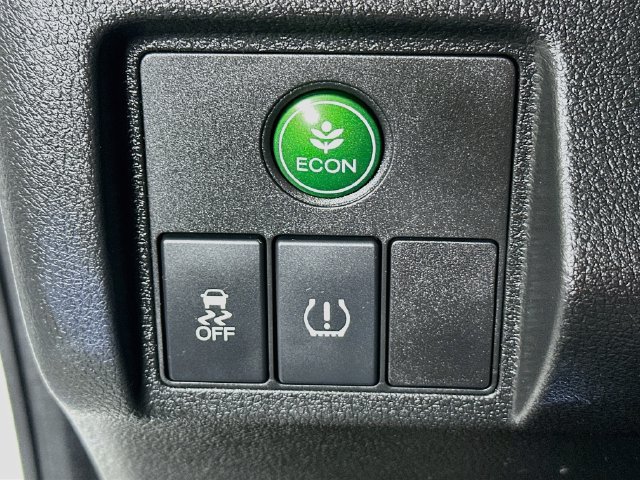 Used 2018 Honda HR-V EX image 23