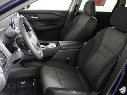 Certified 2026 Nissan Rogue SV FWD image 21