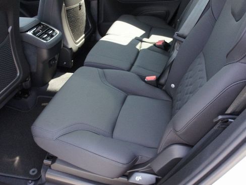 New 2026 Volvo XC90 B6 Plus w/ Protection Package Premier image 22