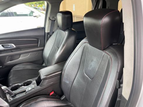 Used 2011 GMC Terrain SLT image 12