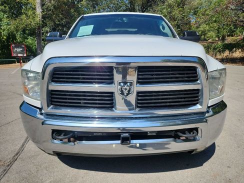 Used 2012 RAM 2500 ST w/ Chrome Appearance Group RWD image 2