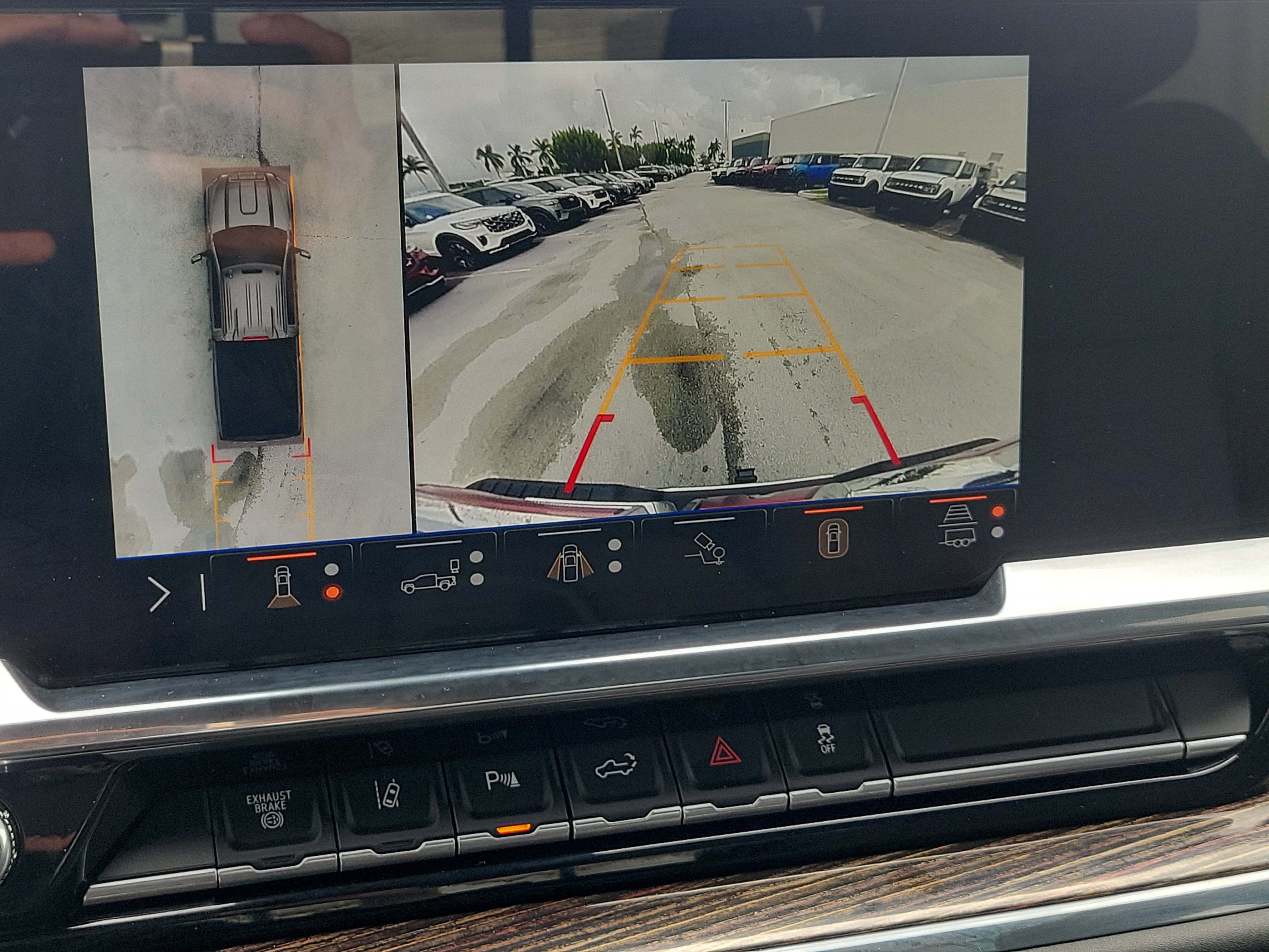 Used 2024 GMC Sierra 2500 SLE w/ SLE Value Package; AWD/4WD image 26