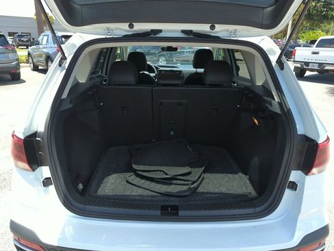 Used 2022 Volkswagen Taos SEL AWD/4WD image 19