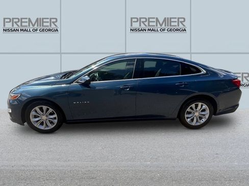 Used 2025 Chevrolet Malibu LT FWD image 4