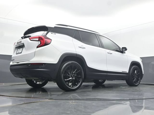 Used 2024 GMC Terrain SLE w/ Driver Convenience Package FWD image 49