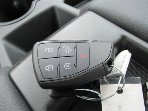 Used 2025 Chevrolet Silverado 1500 Custom Trail Boss image 25