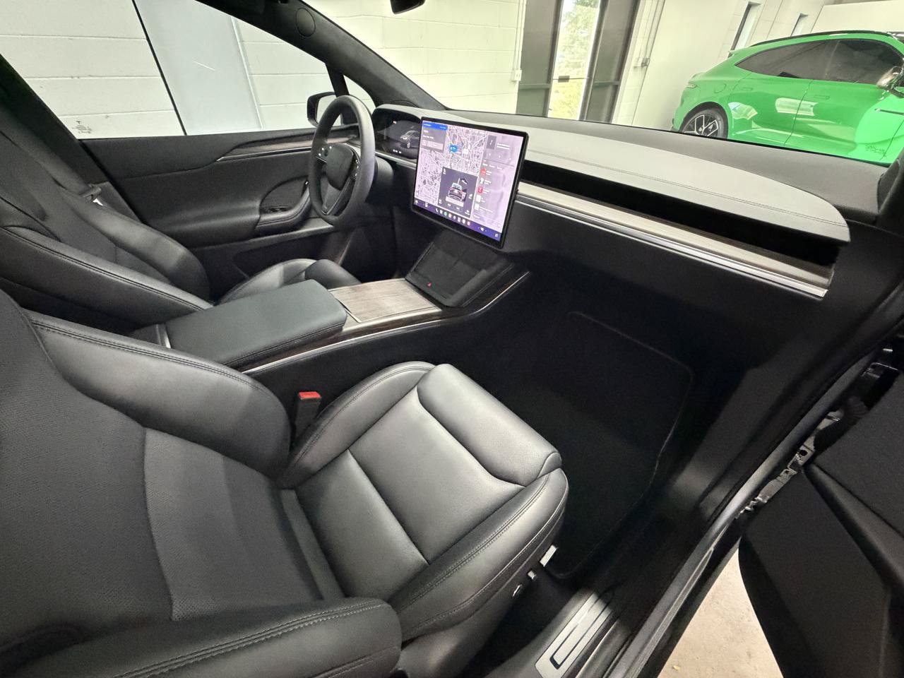 Used 2024 Tesla Model X AWD/4WD image 19