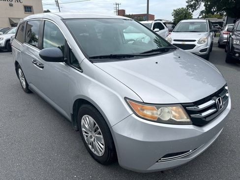 Used 2014 Honda Odyssey LX image 7